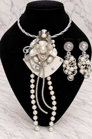 Pearls of Distinction Statement Necklace Set