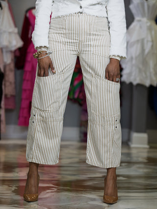 🤍✨ Stripe & Chill Wide Leg Pant