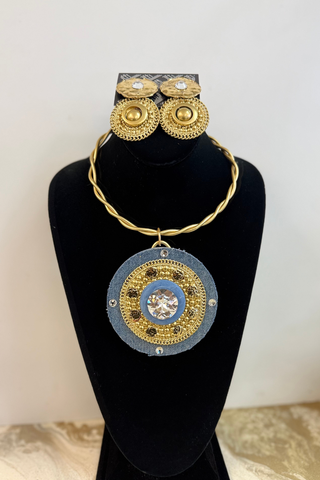 ✨ Denim Radiance Medallion Collar