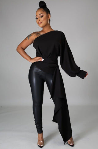 🖤 After Hours One-Shoulder Top