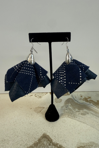 Cap Ruffle Earring