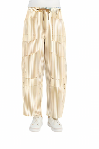🤍✨ Stripe & Chill Wide Leg Pant
