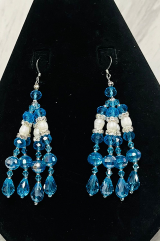 Drip Pearl Midi Earrings 💧🤍✨