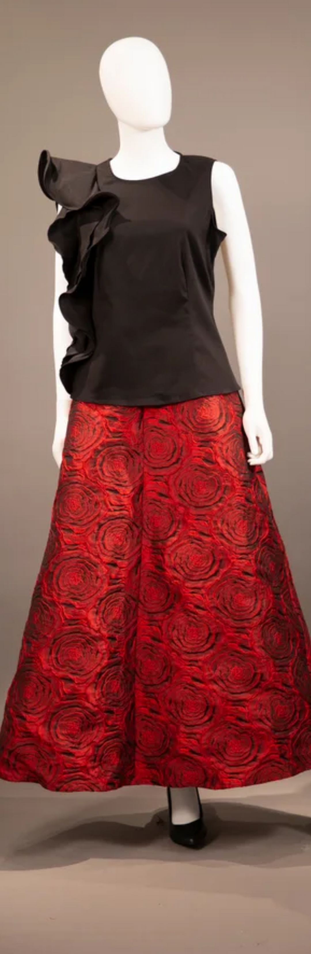 Samuel Dong's One Side Ruffle Top