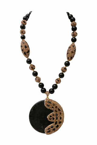 🌒 Eclipse Glow Necklace