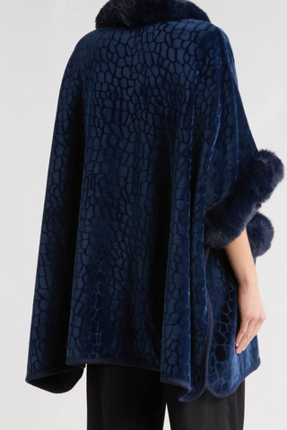 Plush Impression Cape (3 Color Options)