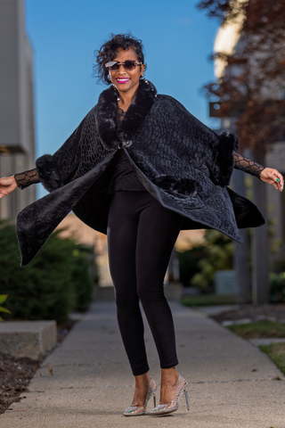 Plush Impression Cape (3 Color Options)