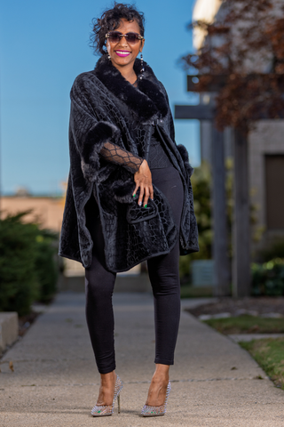 Plush Impression Cape (3 Color Options)